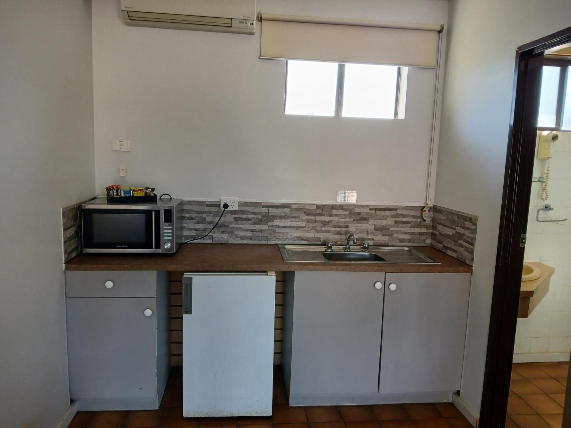 Birch Motel Tocumwal Previously Known As Kanimbla Motor Inn Εξωτερικό φωτογραφία