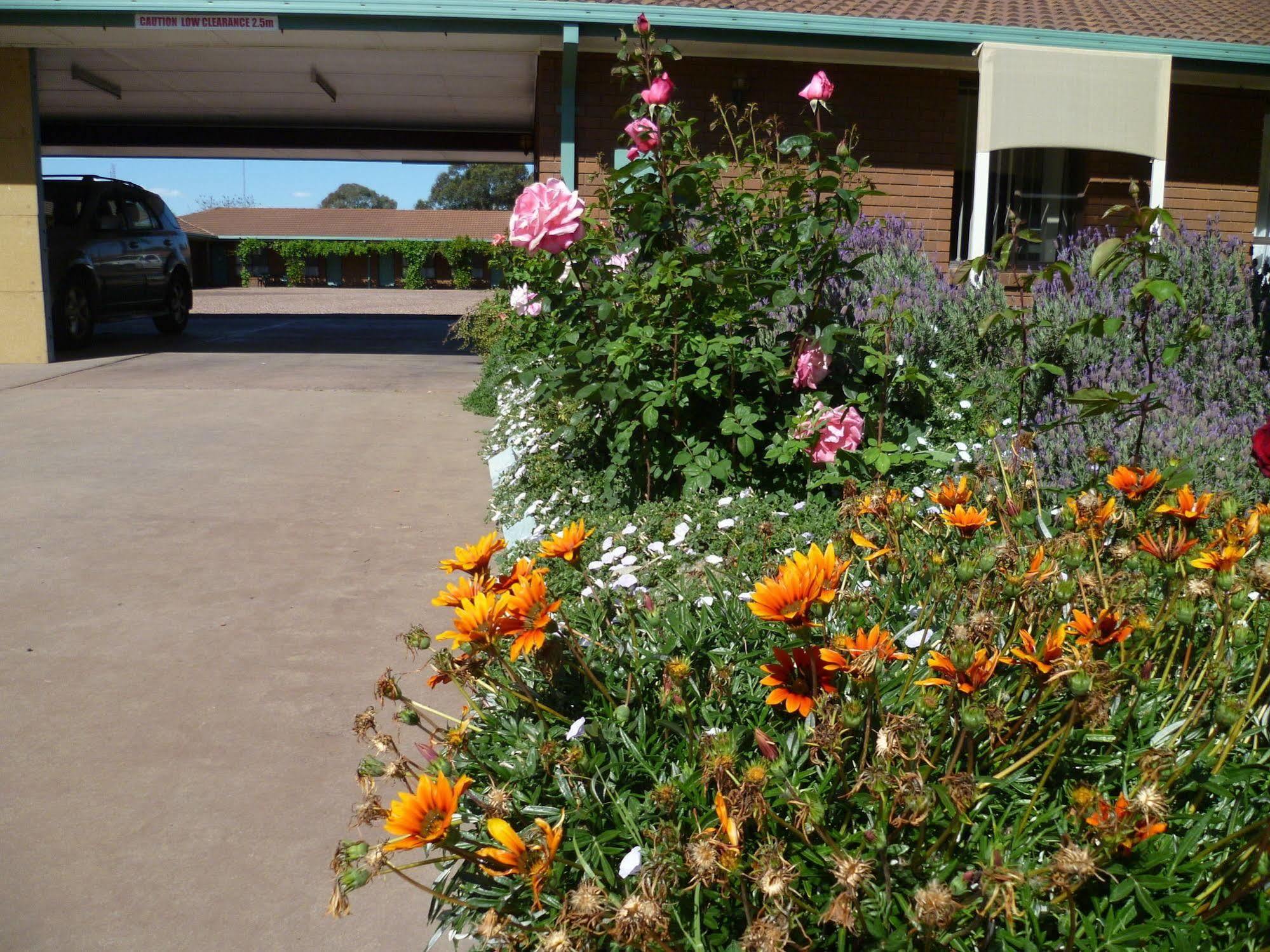 Birch Motel Tocumwal Previously Known As Kanimbla Motor Inn Εξωτερικό φωτογραφία
